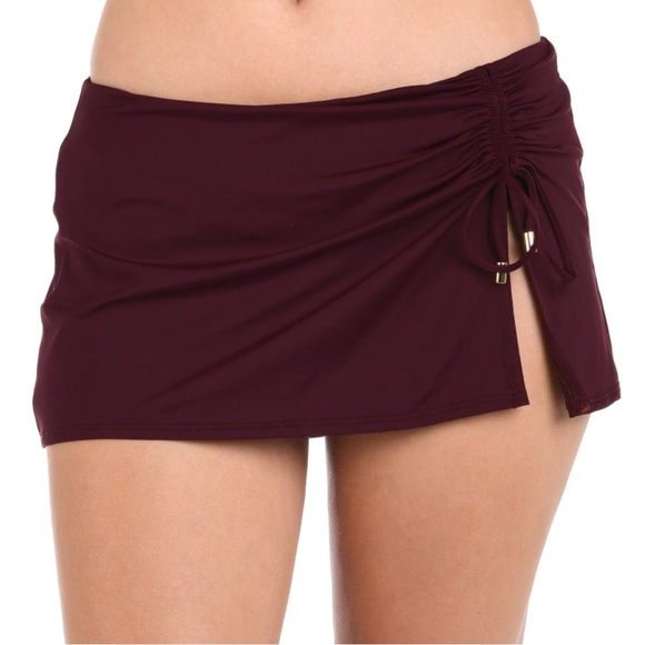 La Blanca Island Goddess Adjustable Tunnel Skirted Bottom - Dark Cherry 8 - Picture 1 of 6
